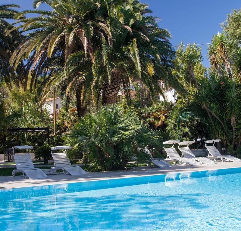 Hotel Barracuda Marina di Campo Εξωτερικό φωτογραφία