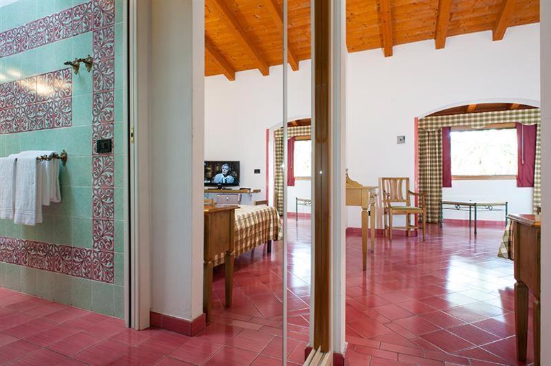 Hotel Barracuda Marina di Campo Εξωτερικό φωτογραφία