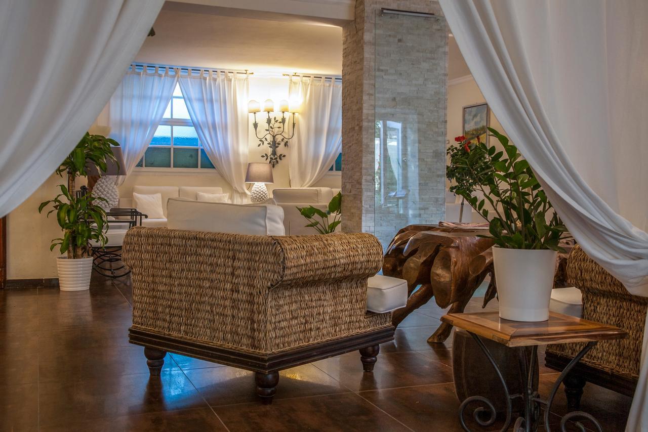 Hotel Barracuda Marina di Campo Εξωτερικό φωτογραφία